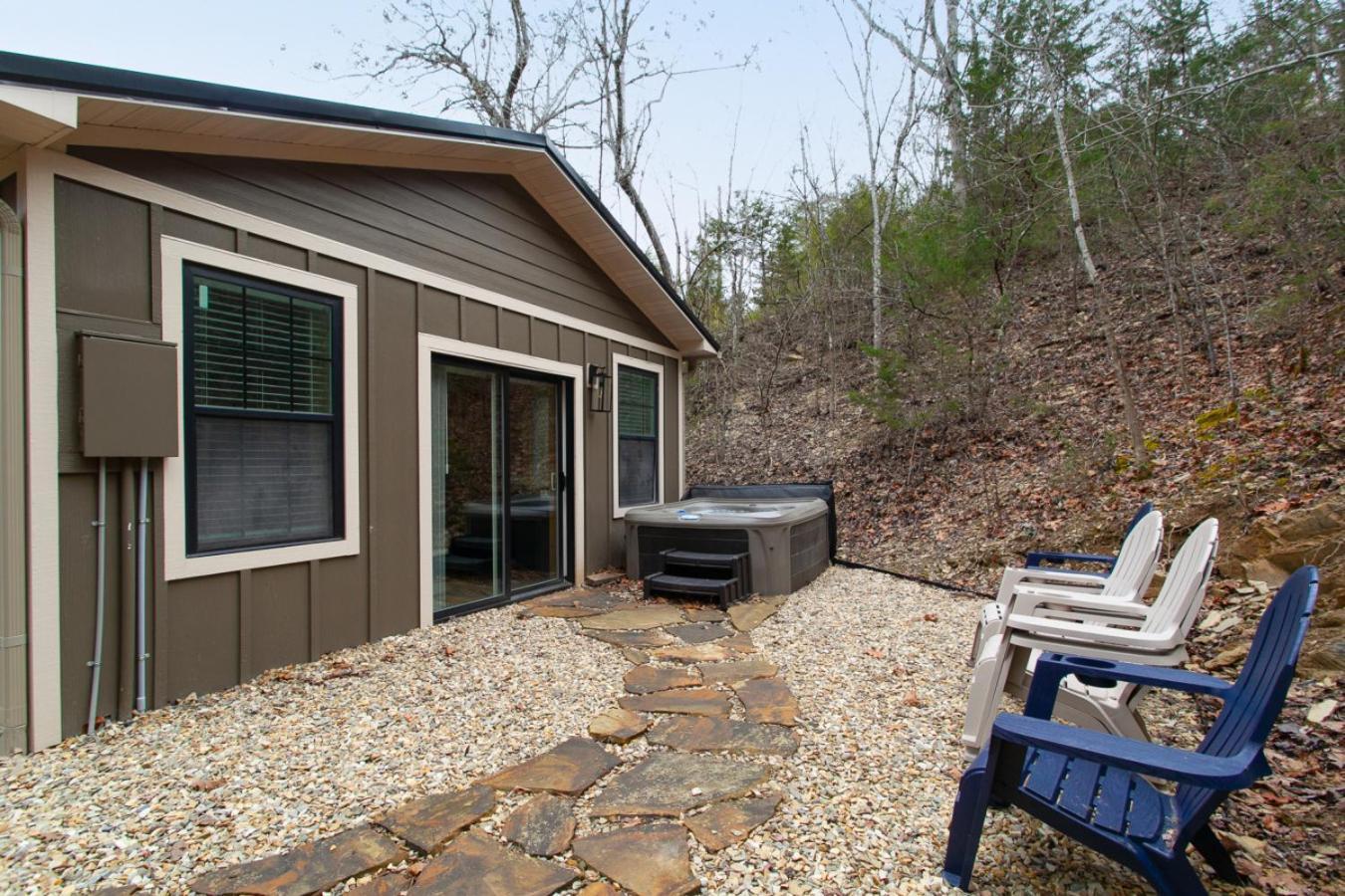 Villa Whiskey Barrel W Hot Tub Arcade Game Fire Pit à Sevierville Extérieur photo